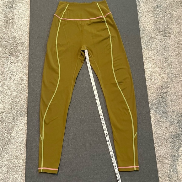 BuffBunny Loch Ness contrast stitching leggings, Color Olivia Olive, size M - Picture 7 of 11